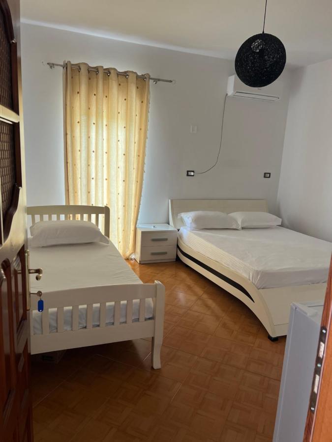 Rooms For Rent Habipi Vlorë Exteriér fotografie